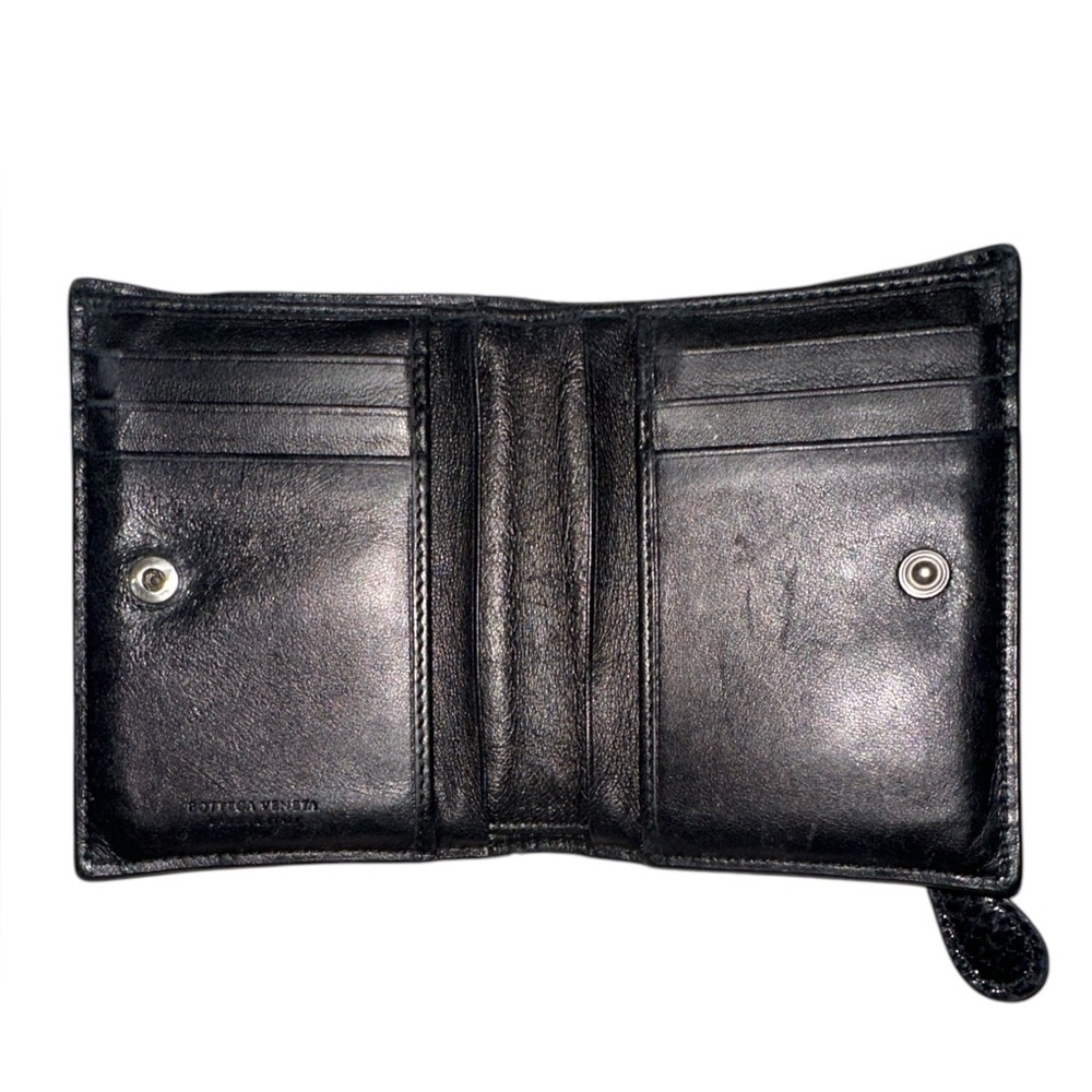 Bottega Veneta Calfskin Wallet - Picture 6 of 9